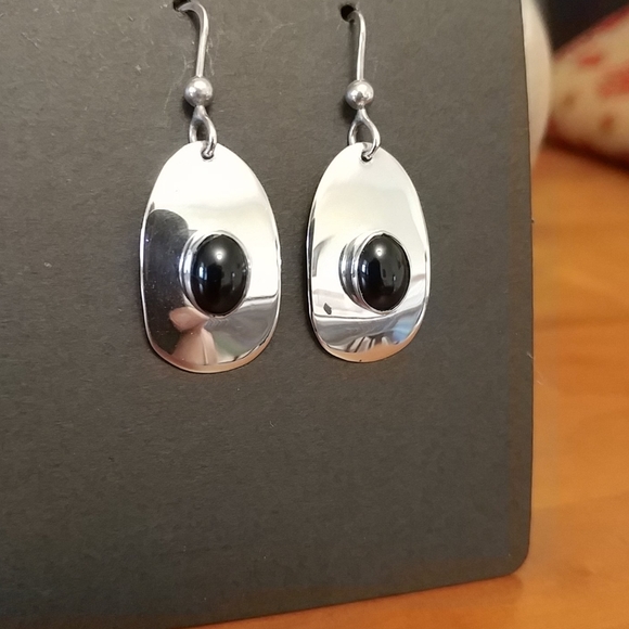 2/$20 Sterling Silver Black Onyx earrings - Picture 4 of 5